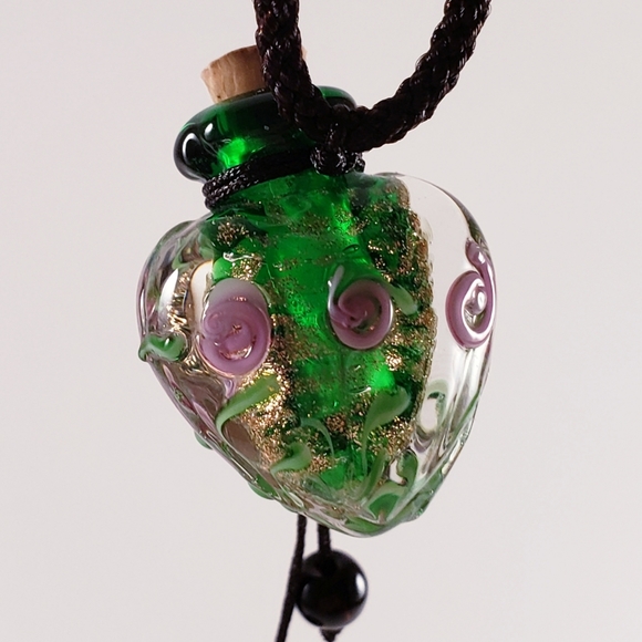 Pendant - Picture 3 of 7